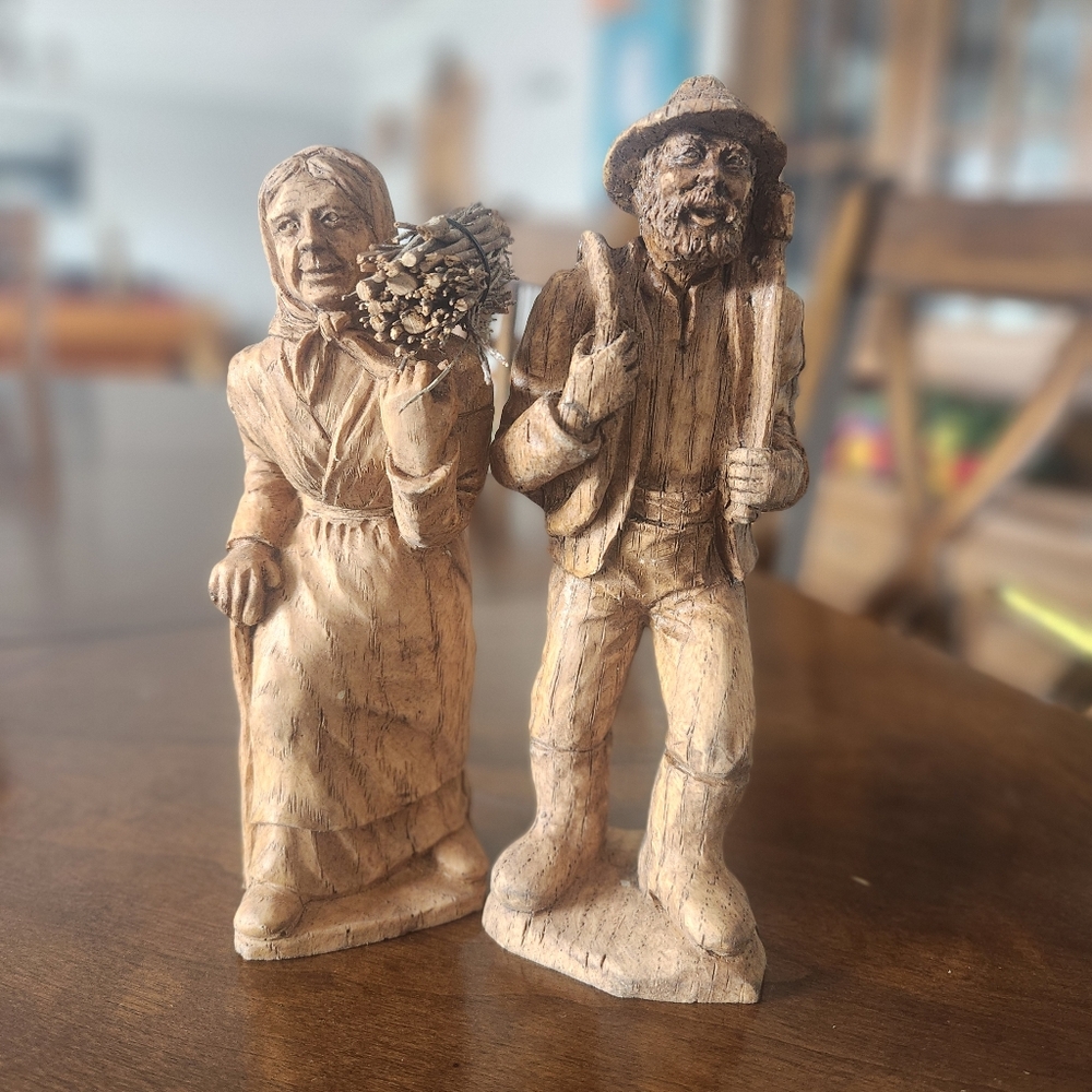 Vintahe Black Forest Wood Carved Figurines